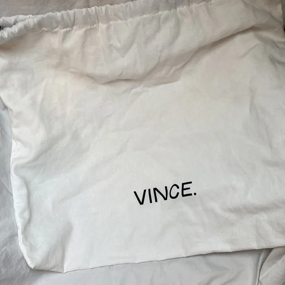 VINCE Snakeskin V Print Leather SADDLE Designer Bag! - Picture 6 of 8